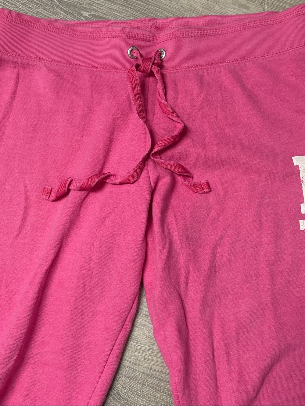 Vintage PINK Victoria's Secret Graphic Sweatpants - Picture 3 of 7